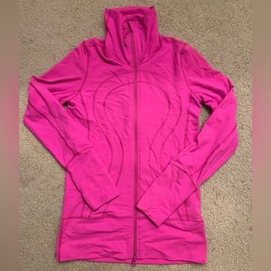 Lululemon women’s hot pink define jacket size 6